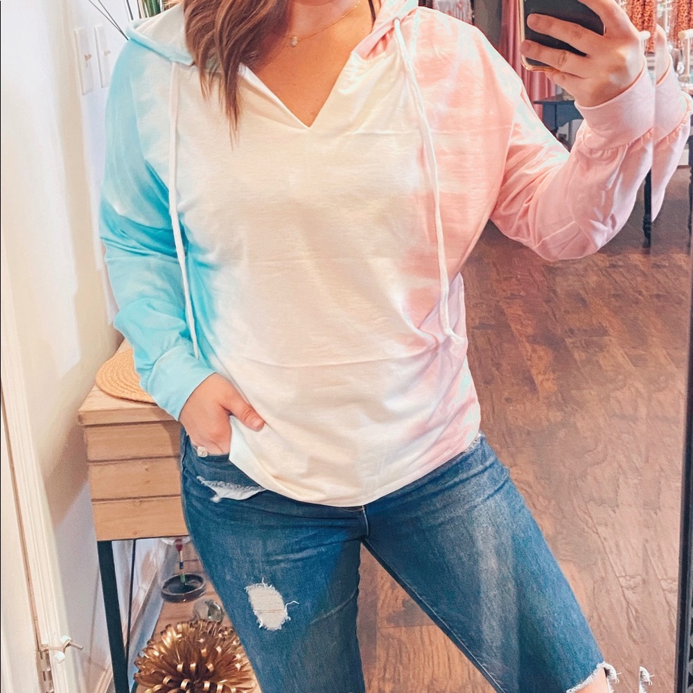 LAST ONE! SALE✨Charlotte Pullover💕